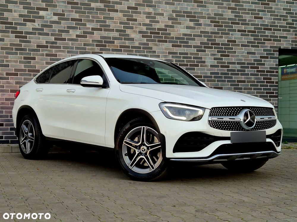 Mercedes-Benz GLC 300 d 4Matic 9G-TRONIC AMG Line - 3