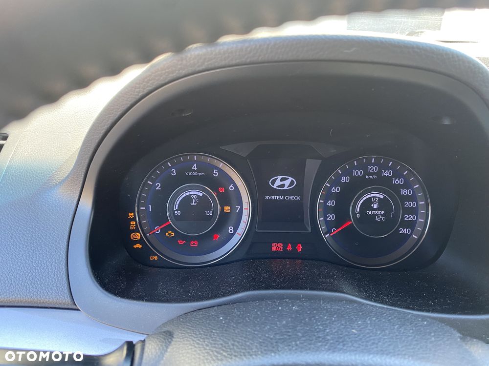 Hyundai i40 Kombi 1.6 Classic - 11