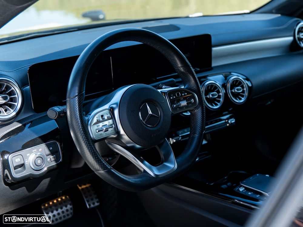 Mercedes-Benz CLA 250 - 13