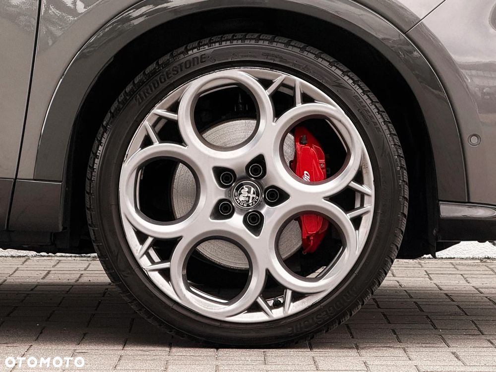 Alfa Romeo Tonale 1.5 T4 GSE mHEV Veloce DCT - 13