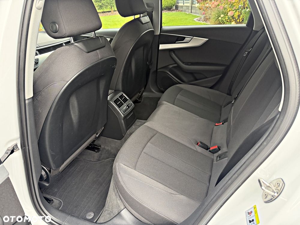 Audi A4 Avant 2.0 TFSI ultra sport - 19