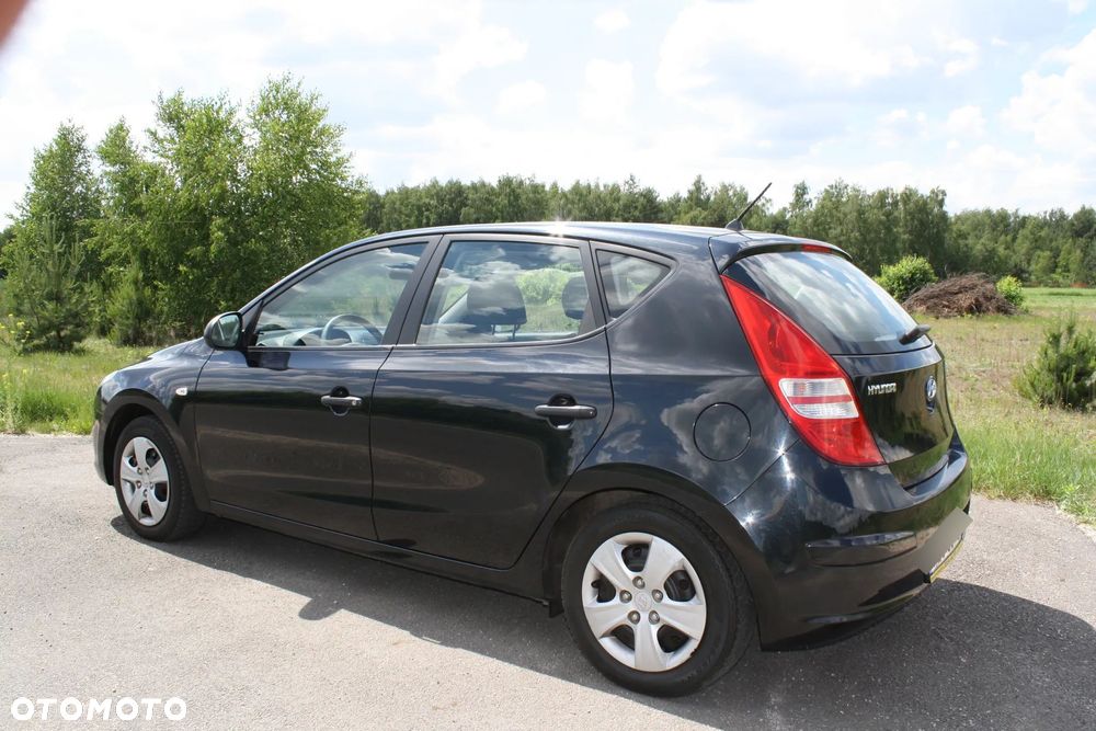 Hyundai i30 1.4 Comfort World Cup - 6