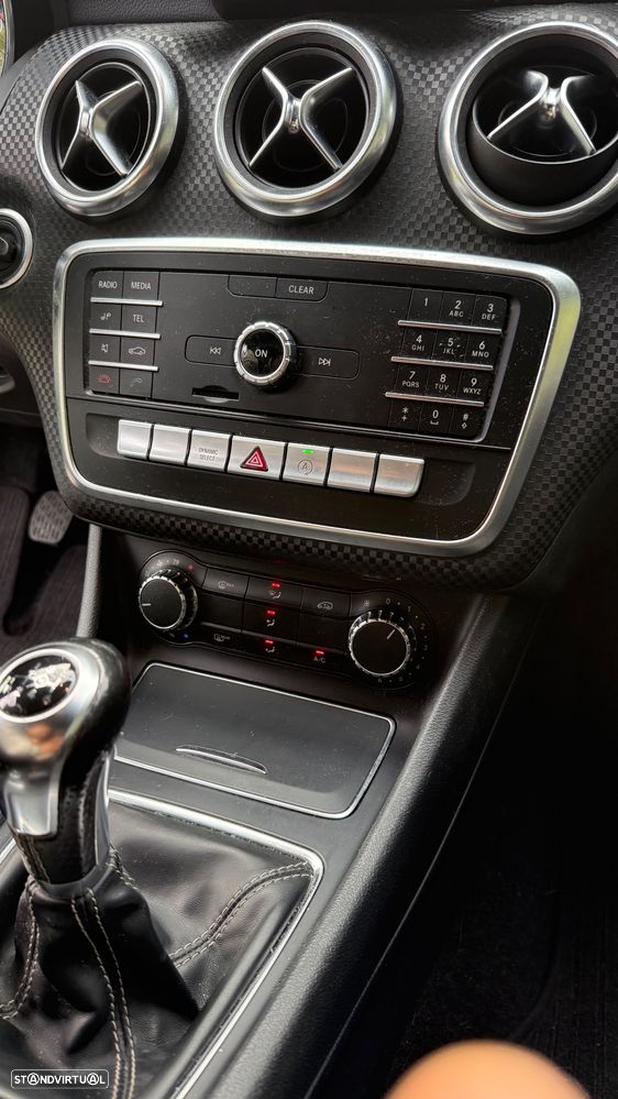 Mercedes-Benz A 180 d Urban - 18