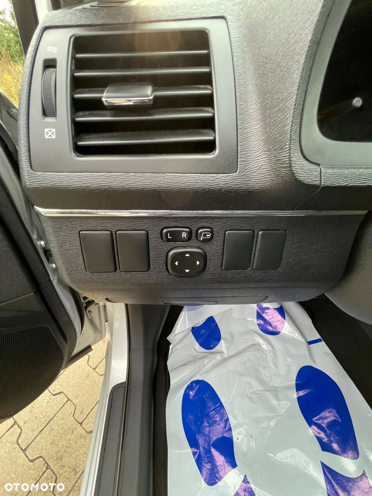 Toyota Avensis 1.8 Multidrive S Executive - 14