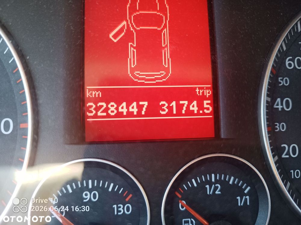 Volkswagen Touran 2.0 TDI DPF Cross DSG - 15