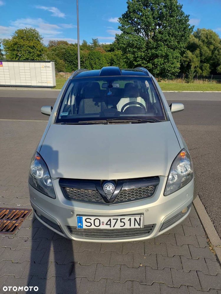 Opel Zafira - 3