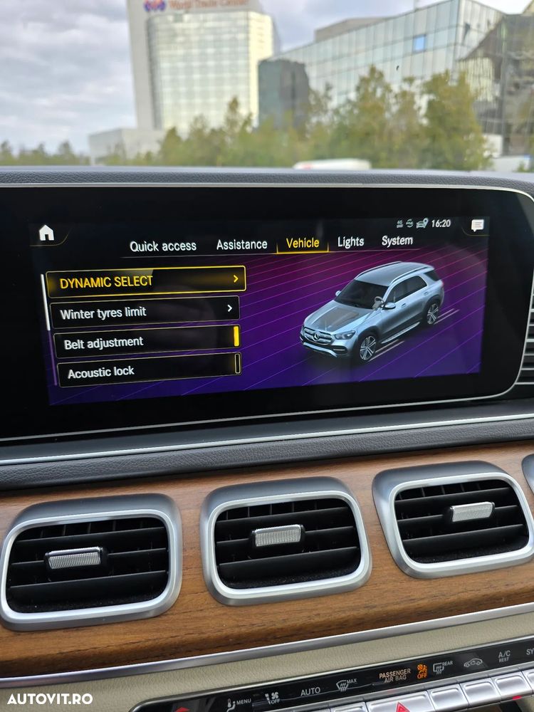 Mercedes-Benz GLE 300 d 4MATIC - 30