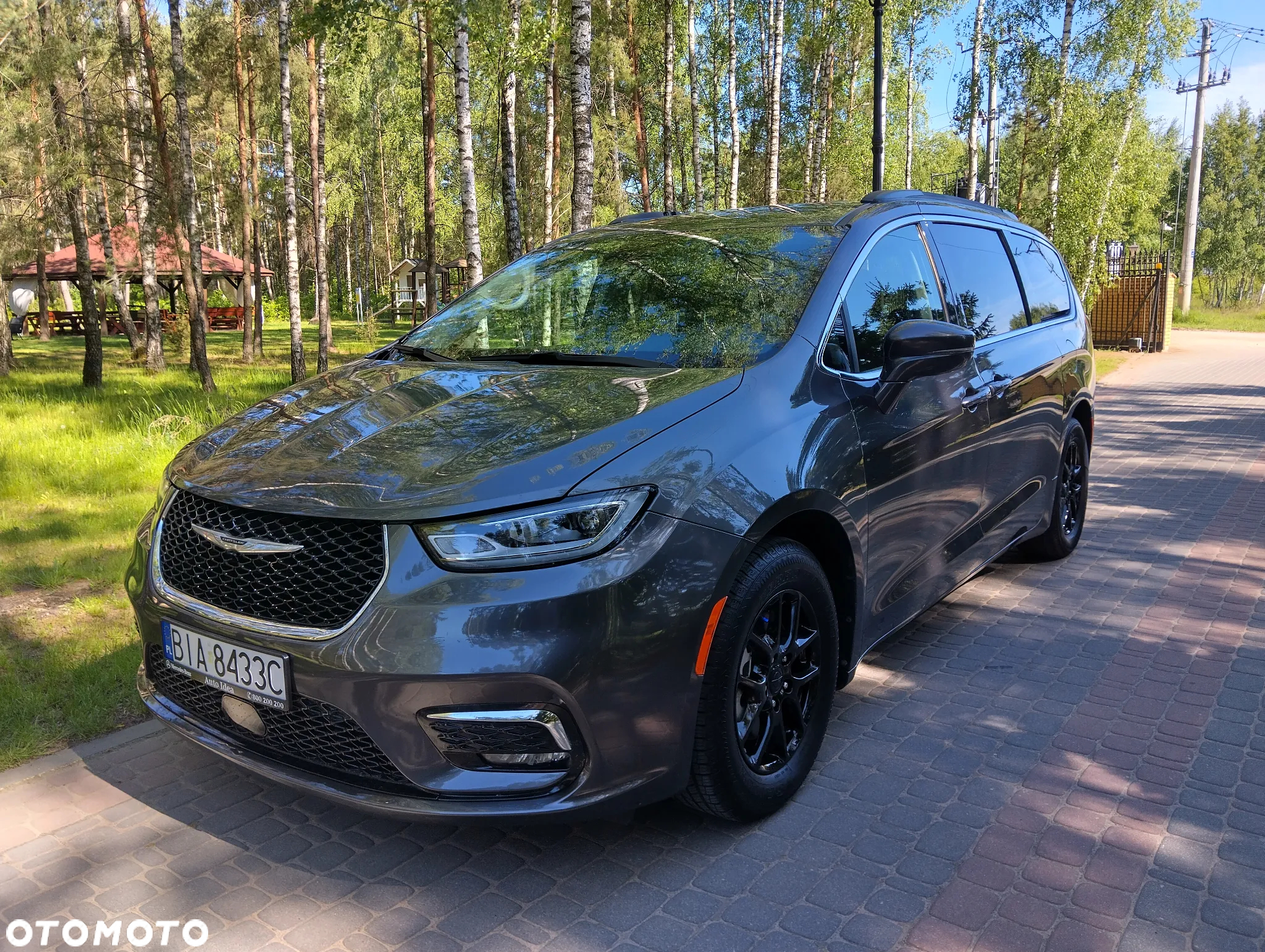 Chrysler Pacifica - 15