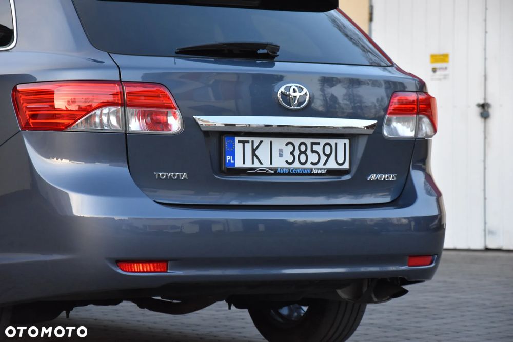 Toyota Avensis 1.8 Edition - 9