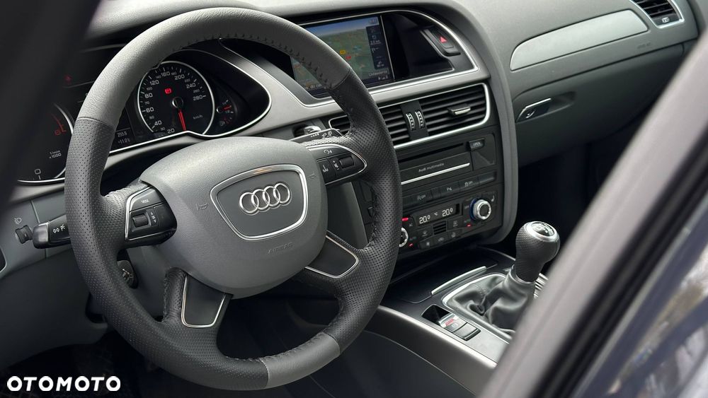 Audi A4 Avant 2.0 TDI DPF clean diesel Attraction - 29