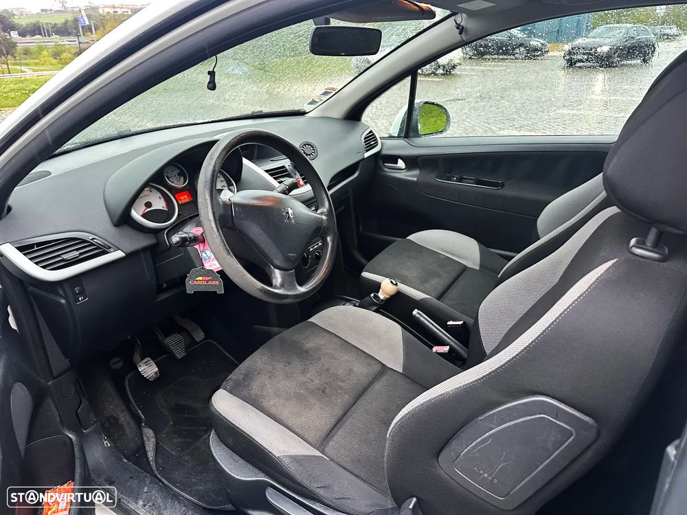 Peugeot 207 - 5