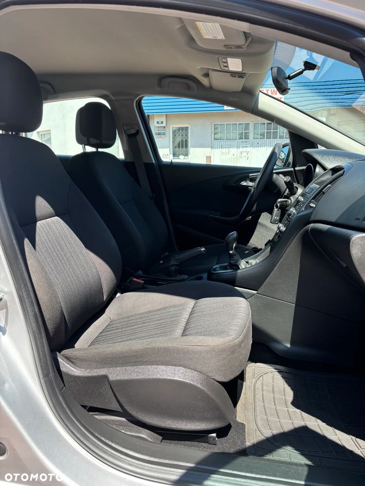 Opel Astra - 16