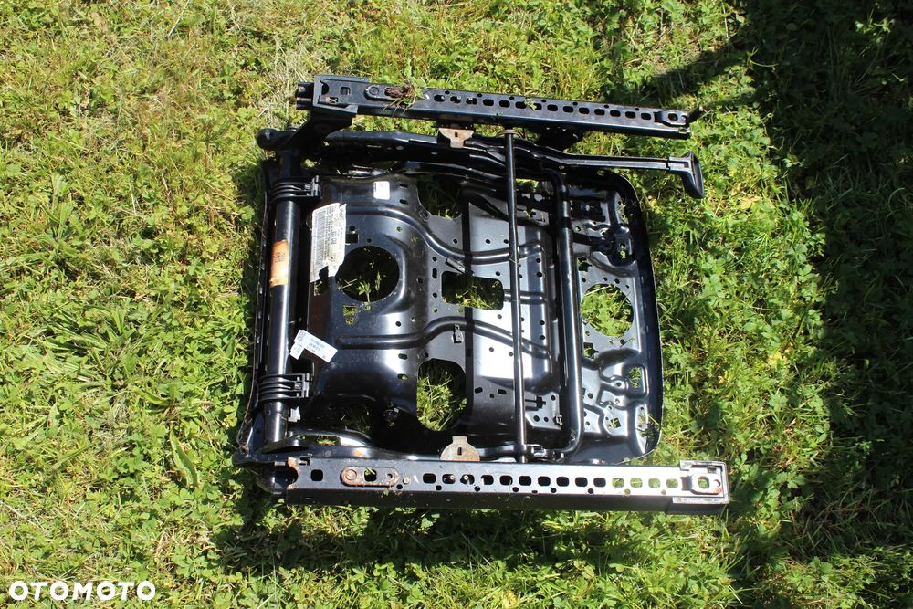 SIEDZISKO STELAŻ FOTELA LEWEGO GOLF VII H/B 2017 - 5