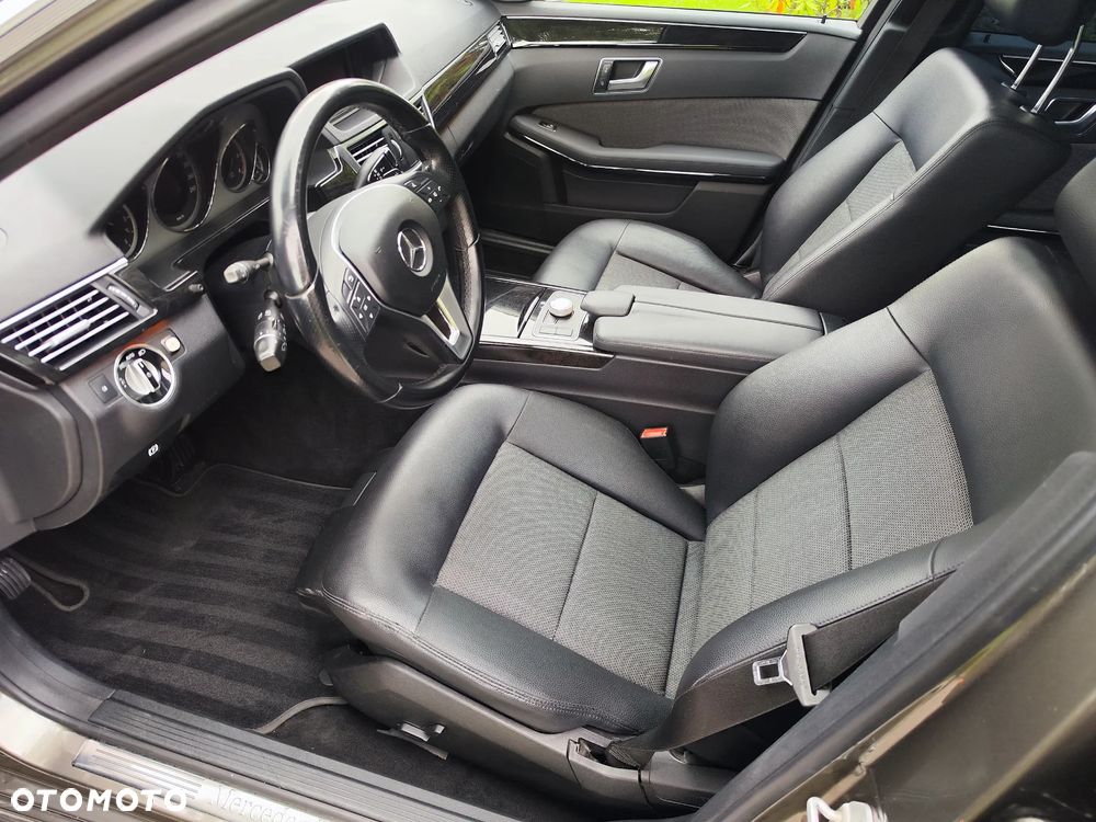 Mercedes-Benz Klasa E 350 CDI 4-Matic BlueEff Avantgarde - 9