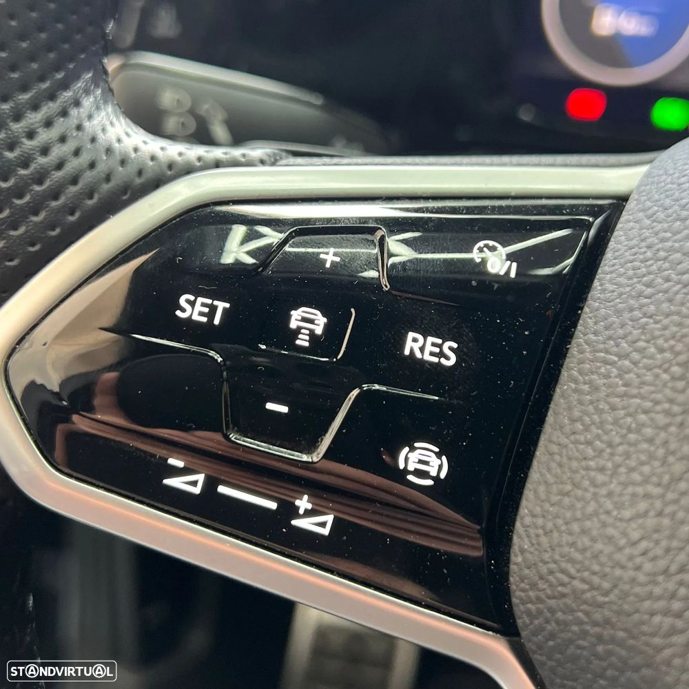 VW Golf 1.4 eHybrid OPF DSG GTE - 18