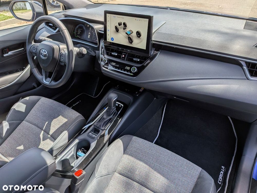 Toyota Corolla 1.8 Hybrid Style - 22