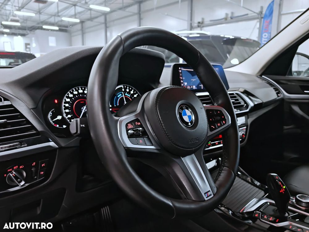 BMW X3 xDrive30e AT PHEV - 11