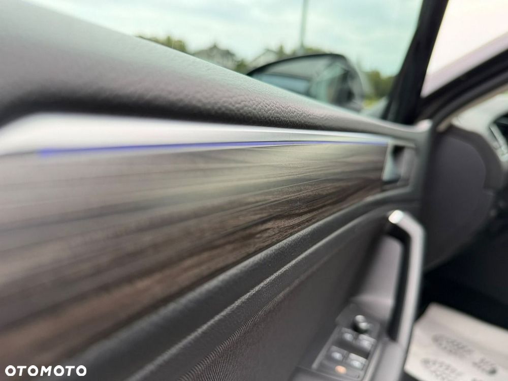 Volkswagen Tiguan Allspace - 31