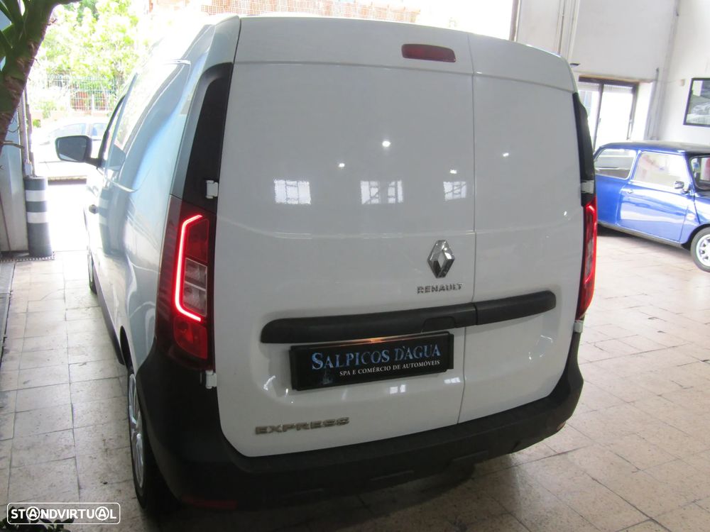 Renault Express - 7