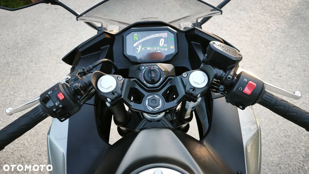 Kawasaki Ninja 500 - 6