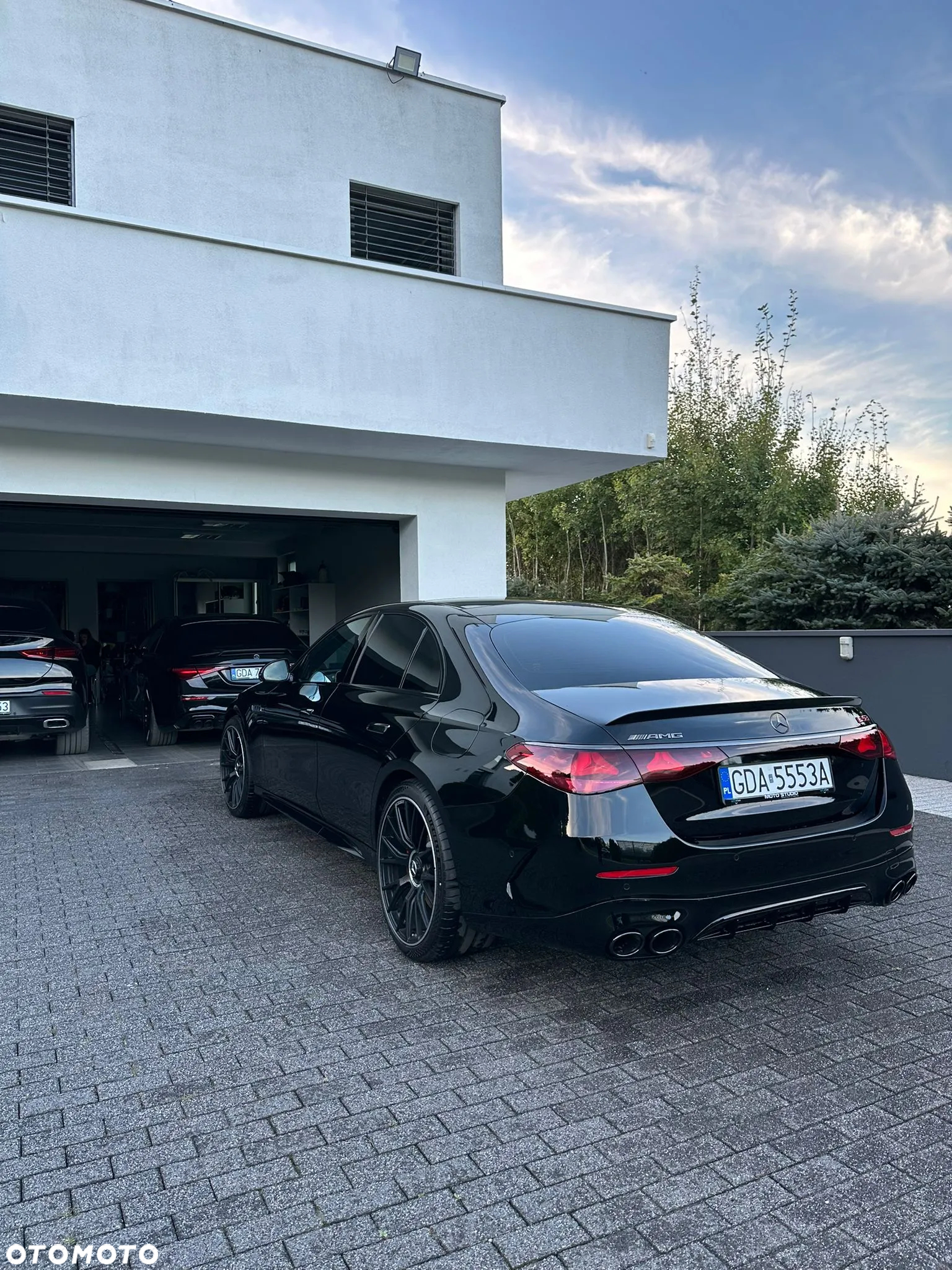 Mercedes-Benz Klasa E AMG 53 4-Matic+ - 3