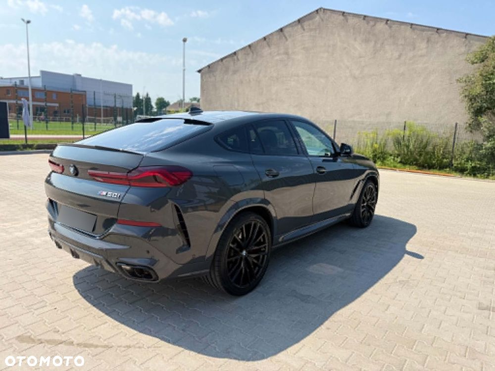 BMW X6 - 25