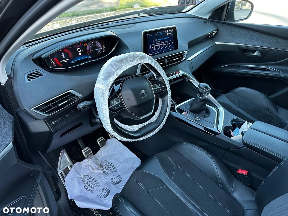 Peugeot 5008 - 7