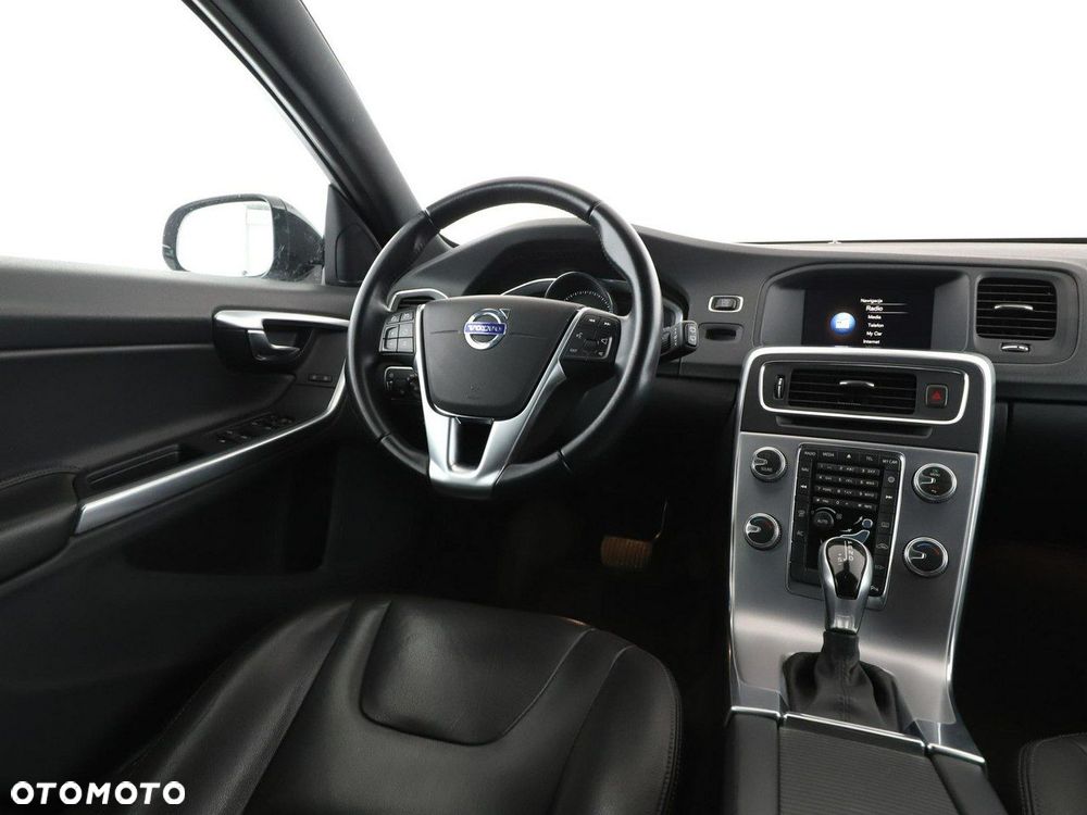 Volvo V60 Cross Country D3 Geartronic Pro - 17
