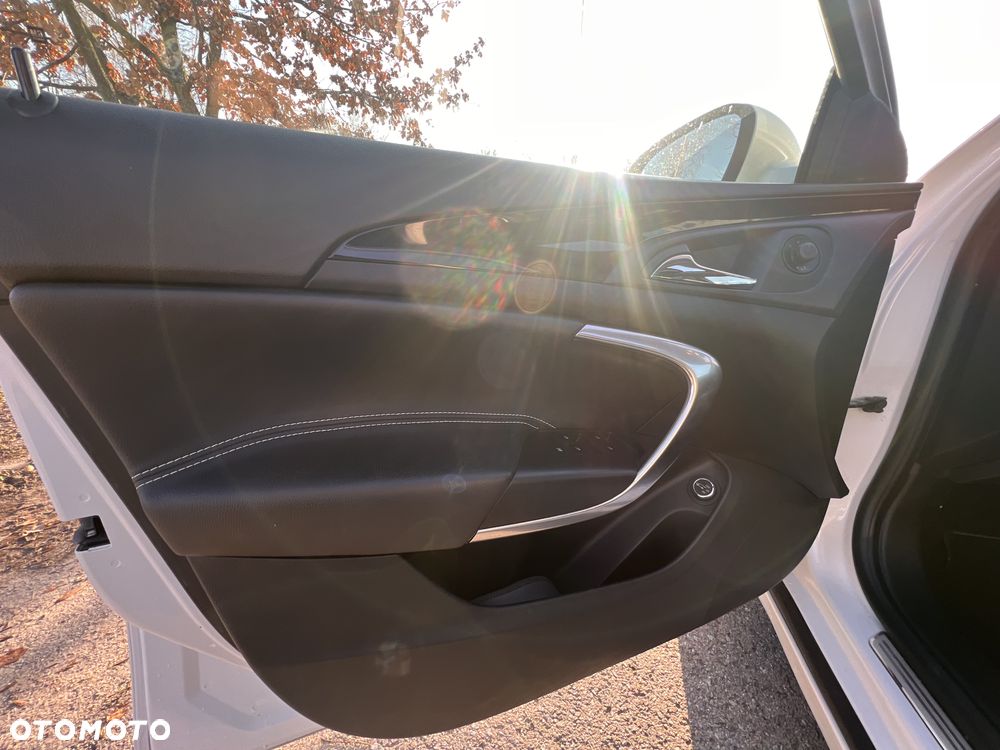Opel Insignia - 18