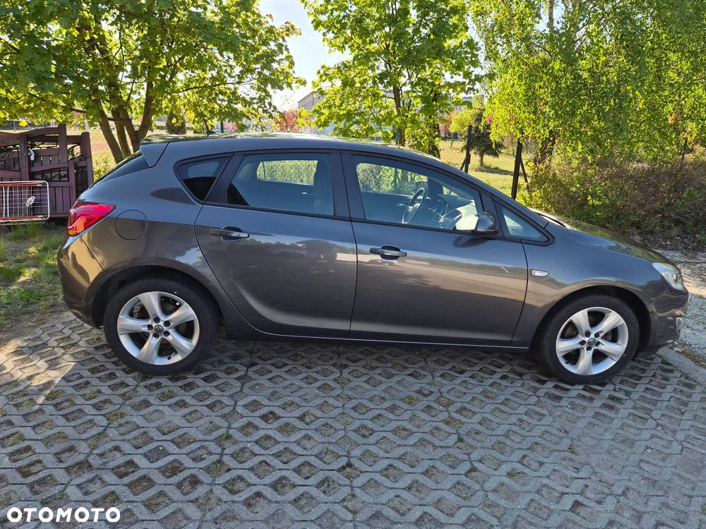 Opel Astra 1.4 Active - 1