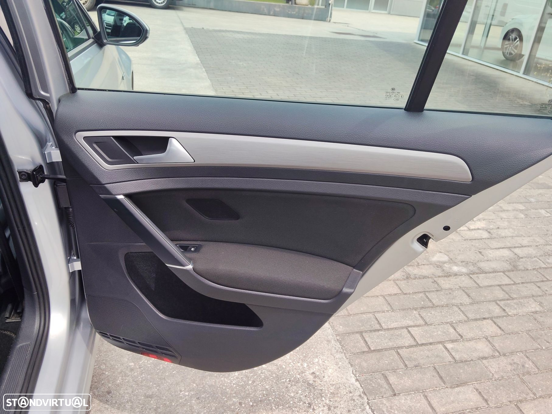 VW Golf 1.0 TSI Confortline - 28
