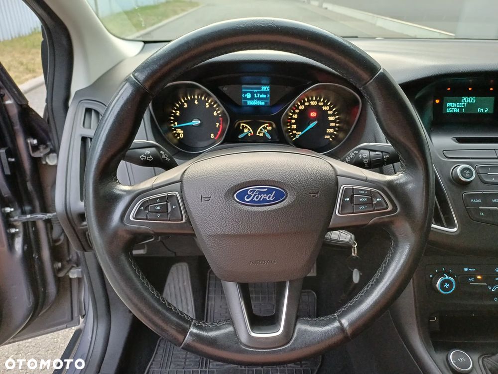 Ford Focus 1.6 Trend - 8