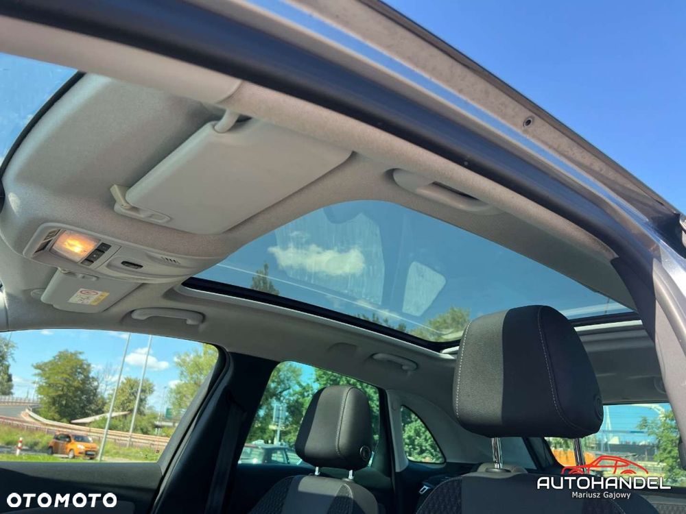 Opel Crossland X - 17