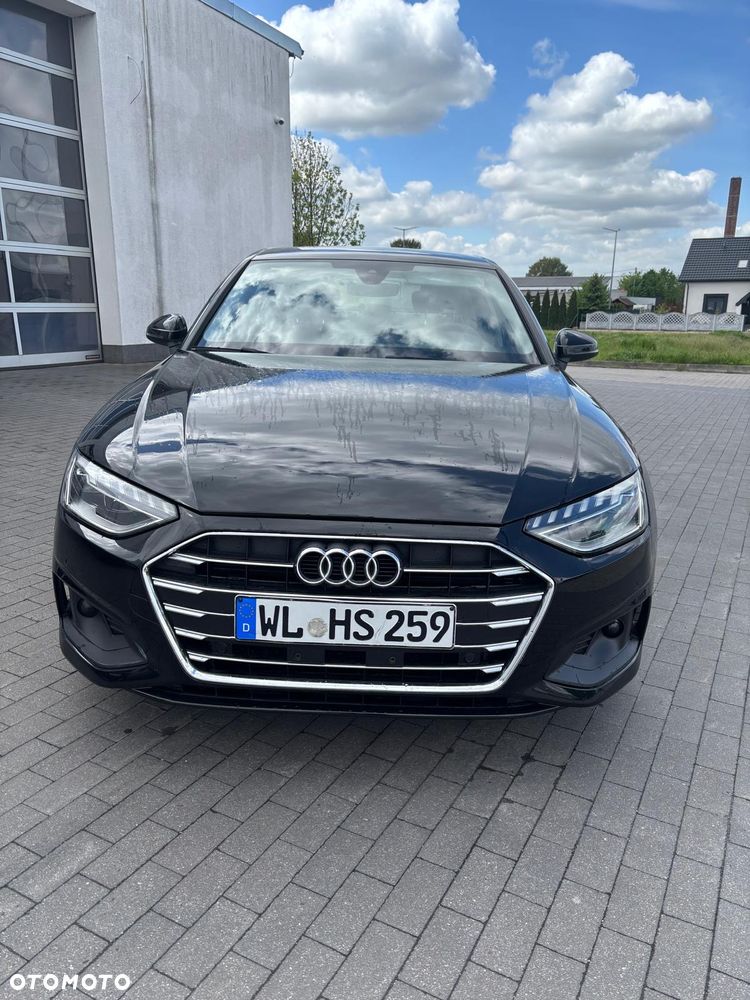 Audi A4 Limousine - 3