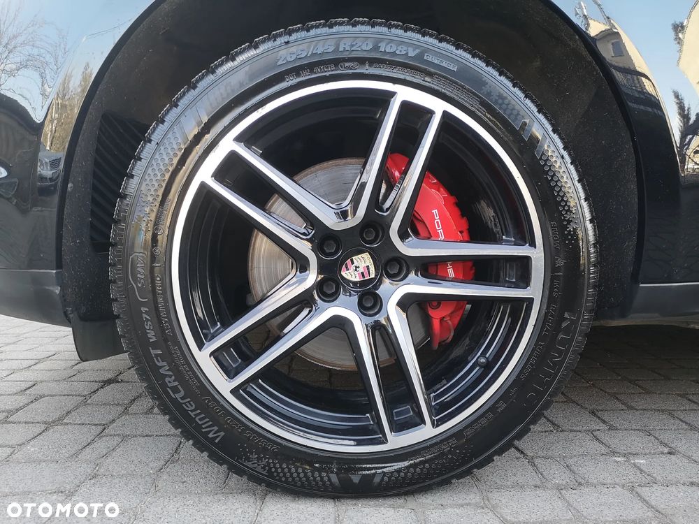 Porsche Macan S - 37