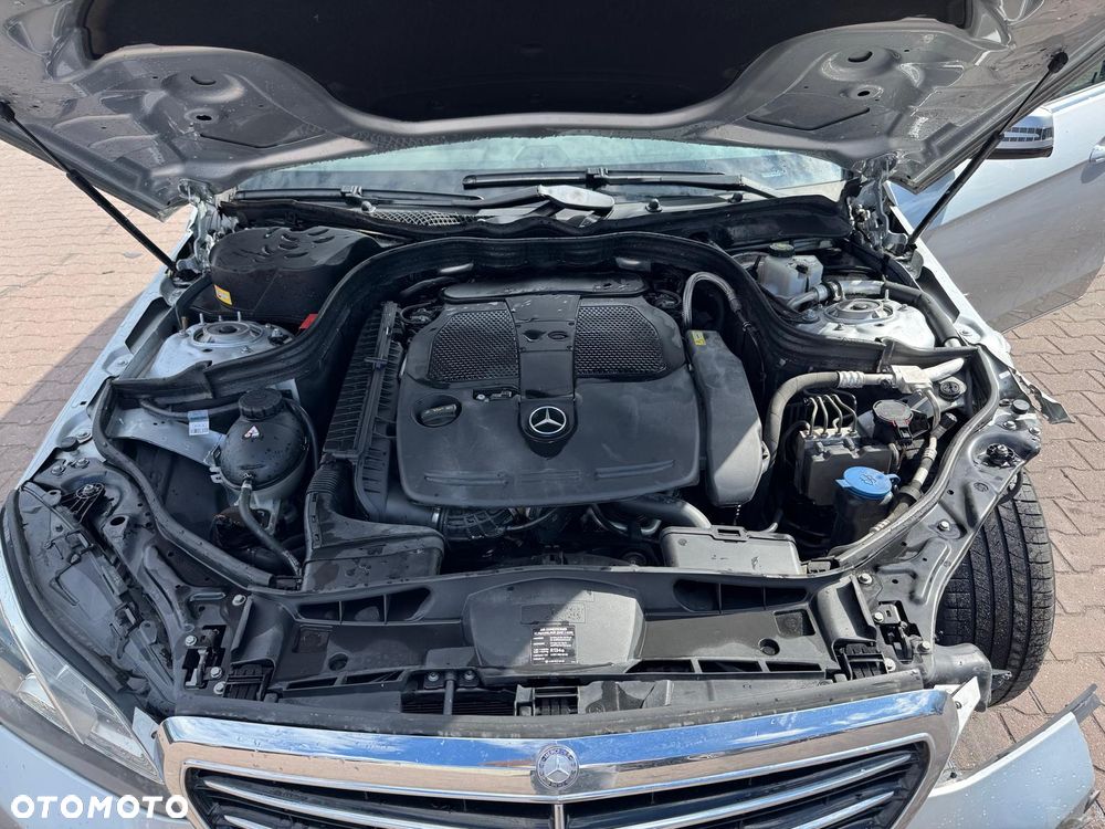 Mercedes-Benz Klasa E - 22