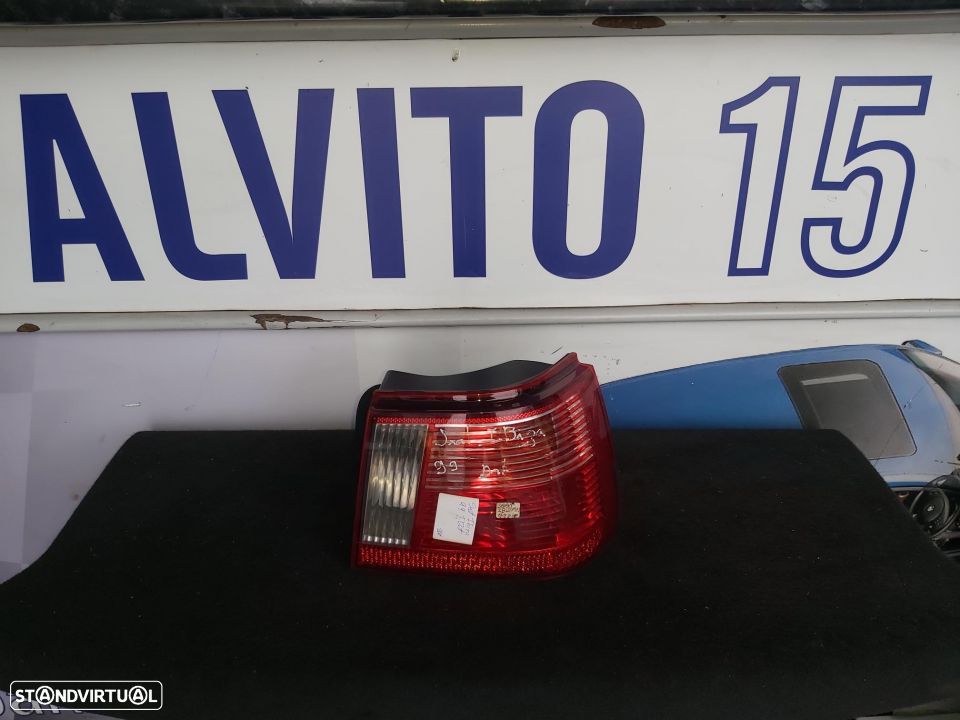 Farolim direito Seat Ibiza 99 - 1