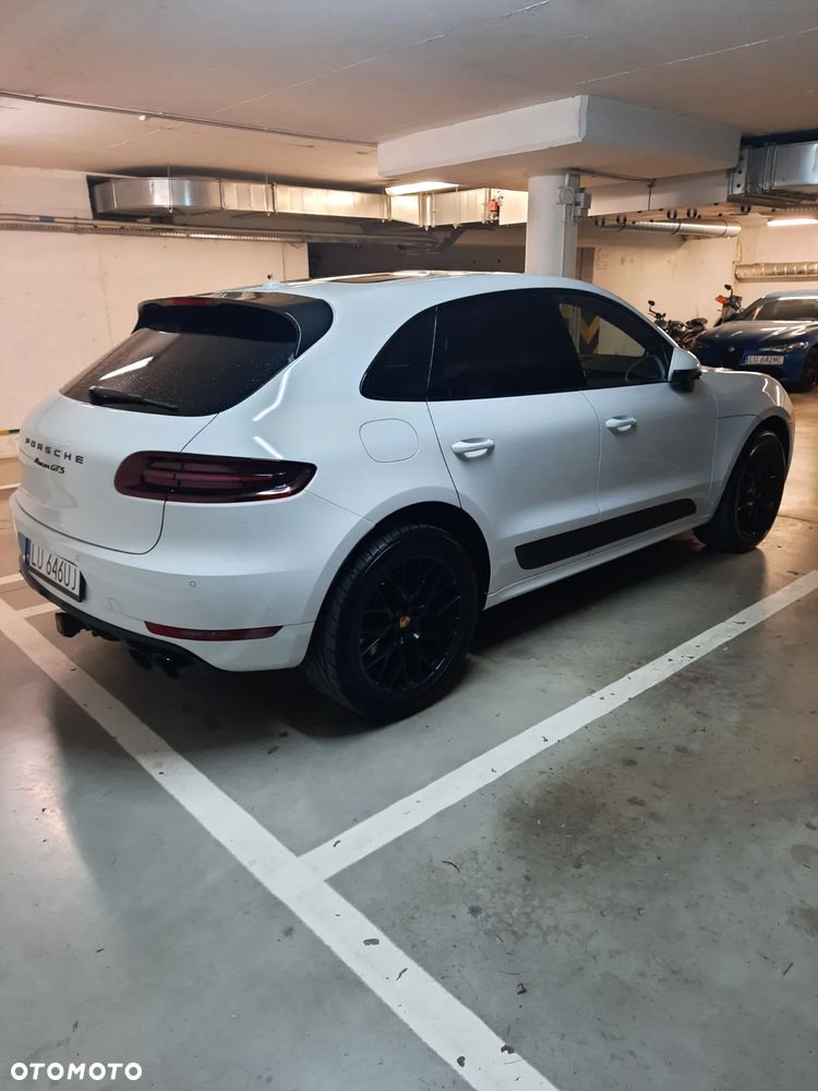 Porsche Macan - 33