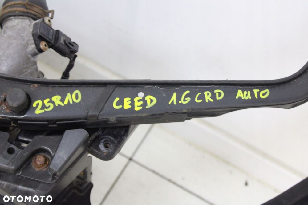 PAS PRZEDNI WZMOCNIENIE CHŁODNICE KIA CEED I LIFT 2009R- 1.6 CRDI AUTOMAT - 11