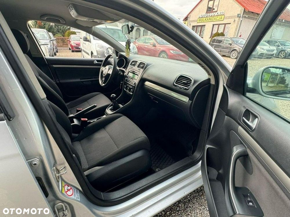 Volkswagen Golf Variant ver-vi-1-6-tdi-comfortline - 26