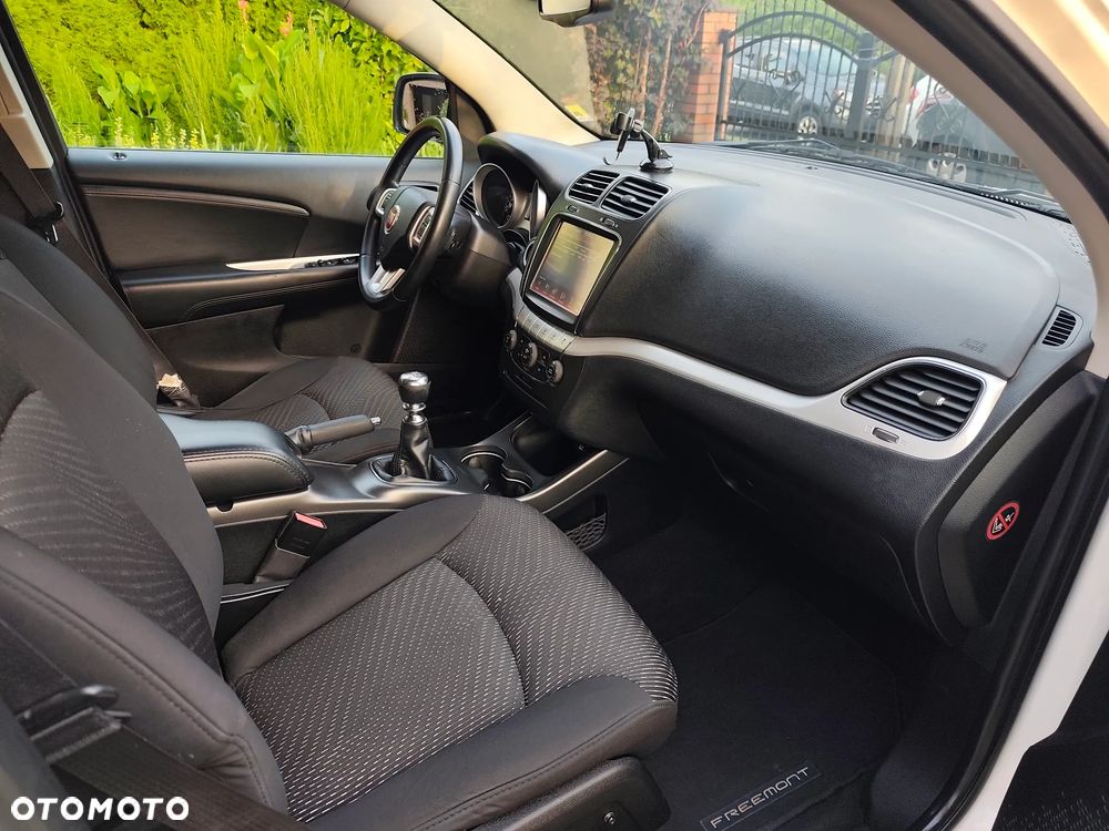 Fiat Freemont 2.0 Multijet Lounge - 11