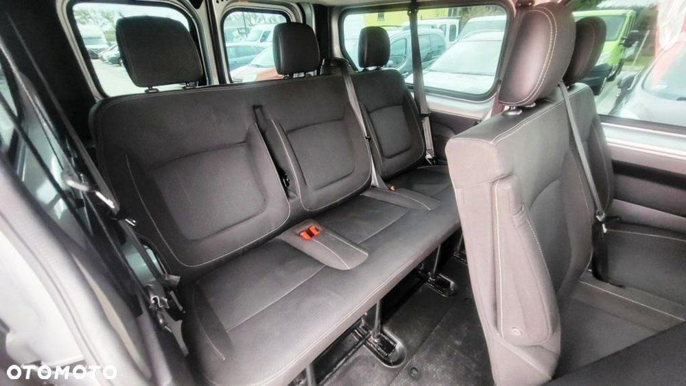 Renault Trafic - 13