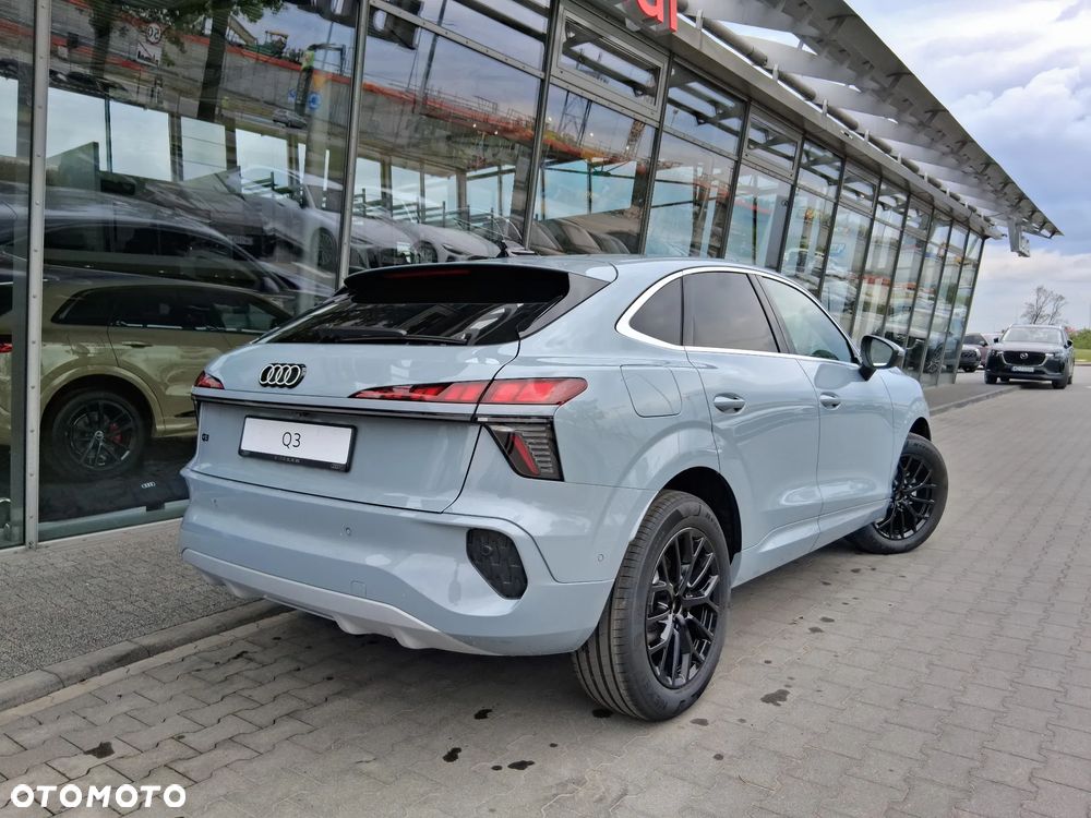 Audi Q3 Sportback - 5
