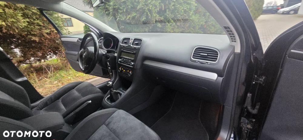 Volkswagen Golf 2.0 TDI DPF Style - 36