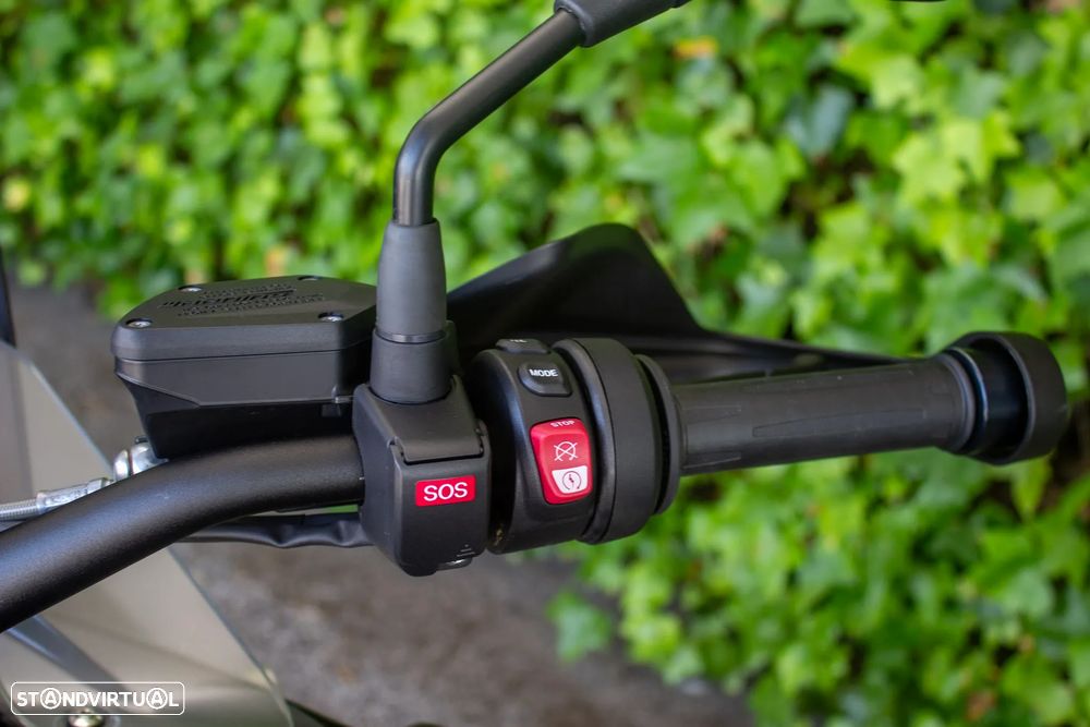 BMW R 1250 GS Adventure Triple Black - 12