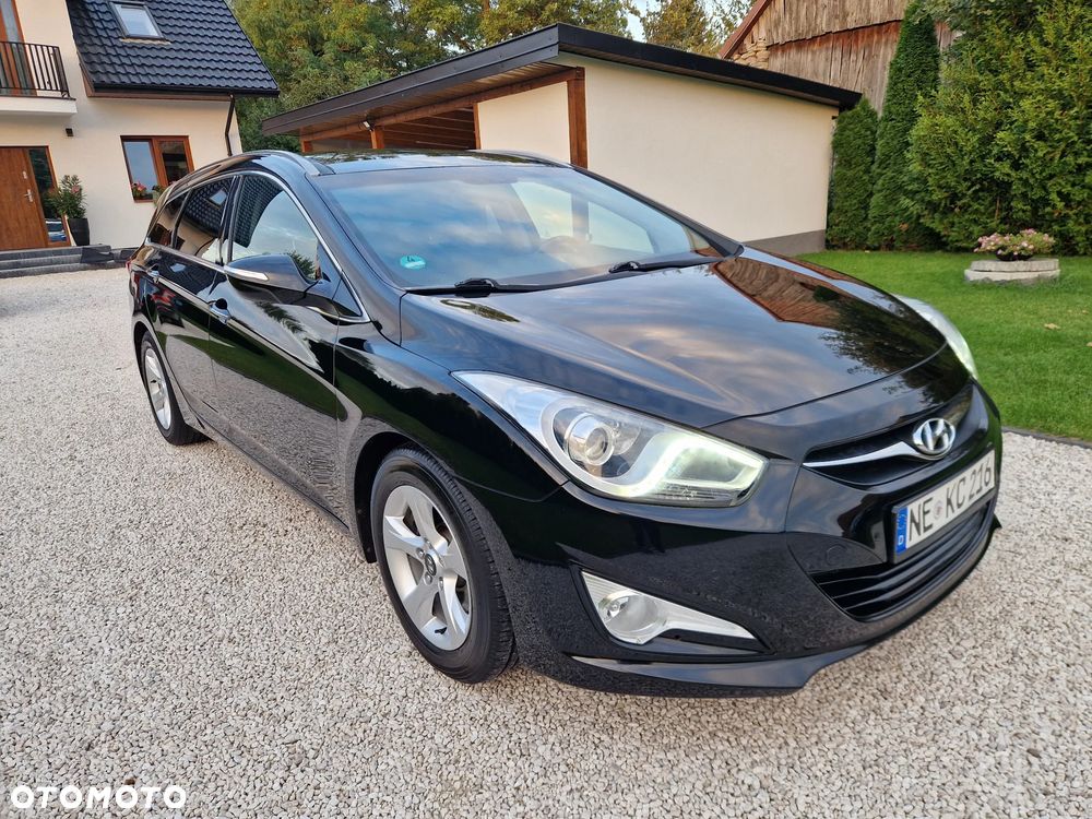 Hyundai i40 i40cw 1.7 CRDi Automatik Fifa World Cup Edition - 11
