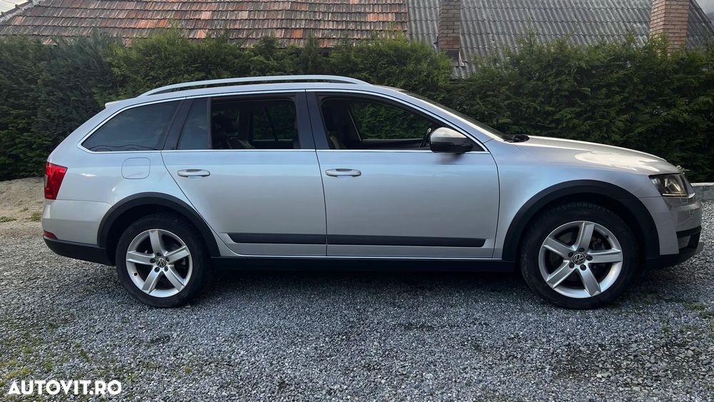 Skoda Octavia 2.0 TDI 4x4 DSG Scout - 5