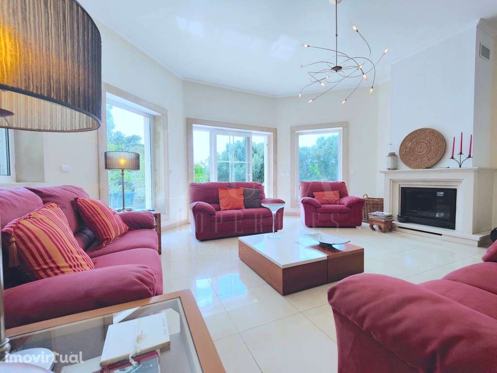 MORADIA COM LOTE DE 1.000m2 EM CABRIZ, SINTRA - Grande imagem: 3/60