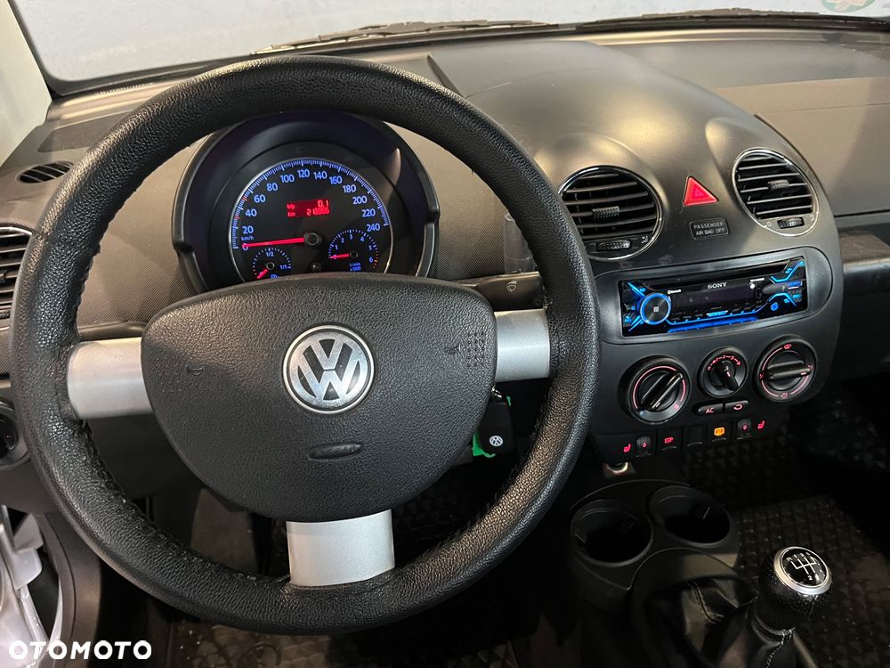 Volkswagen New Beetle 1.4 United - 17