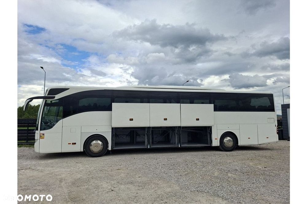 Mercedes-Benz Tourismo RHD-M - 20